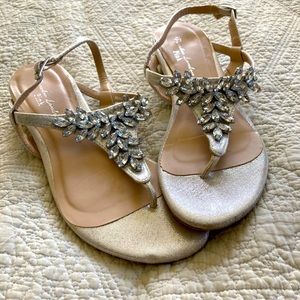 Silver Rhinestone Bridesmaid Shoes Low Heel Size 7.5